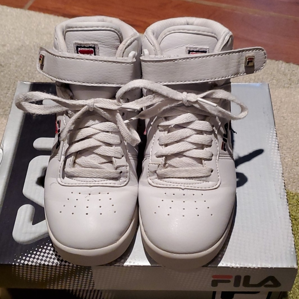 Kids sneakers